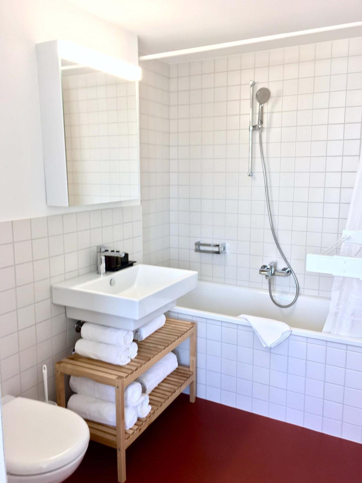 Viadukt Homestay Zürich Eksteriør billede