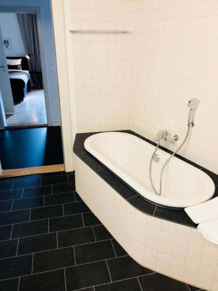 Viadukt Homestay Zürich Eksteriør billede